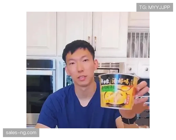 周琦这身材管理也太狠了,休赛期还在健身房干到凌晨? 周琦这身材管理也太狠了,休赛期还在健身房干到凌晨?