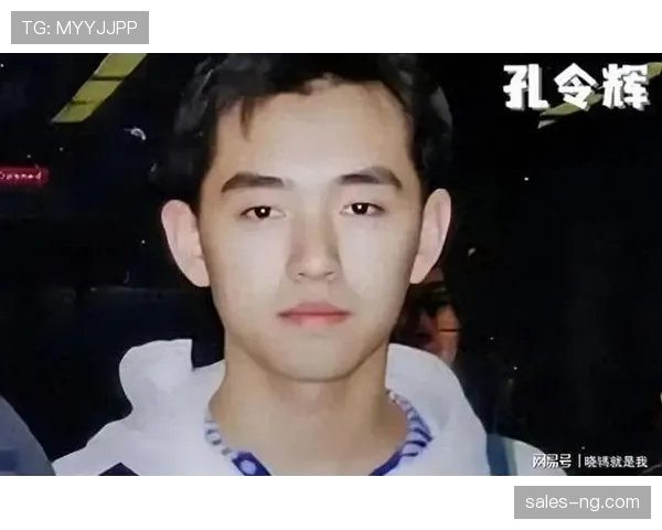 孔令辉领奖台那股冷峻和他朋友圈晒早餐的慵懒,差得像两个人,真想知道哪一面才是生活 孔令辉领奖台那股冷峻和他朋友圈晒早餐的慵懒,差得像两个人,真想知道哪一面才是生活